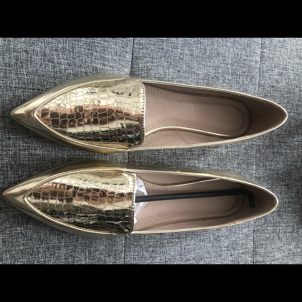 Size ASOS 10 Gold Pointed Flats